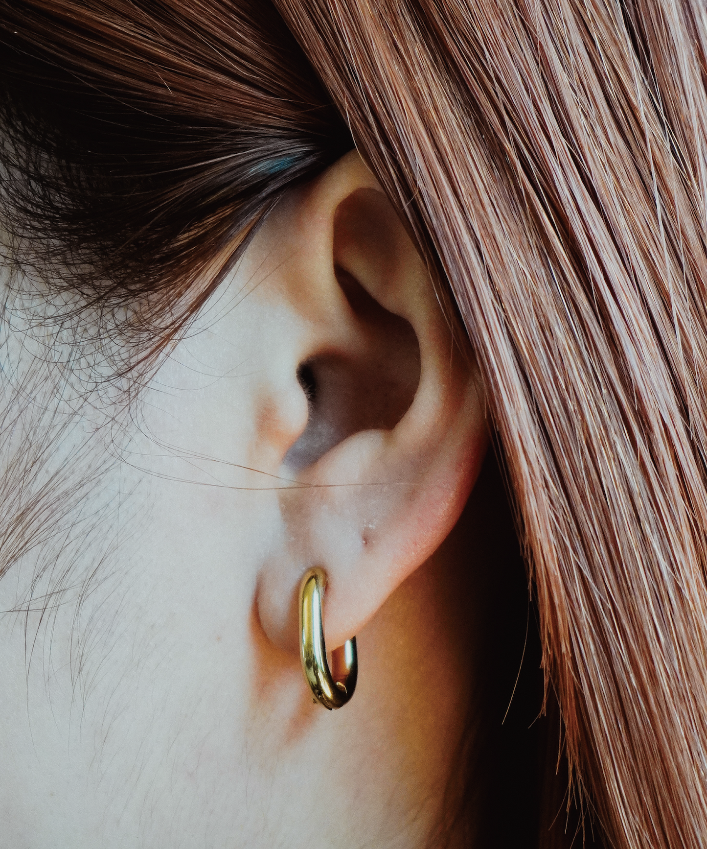【CaitlynMinimalist】パヴェオーバルフープピアス Caitlyn Minimalist - Jewelry Crafted with Love